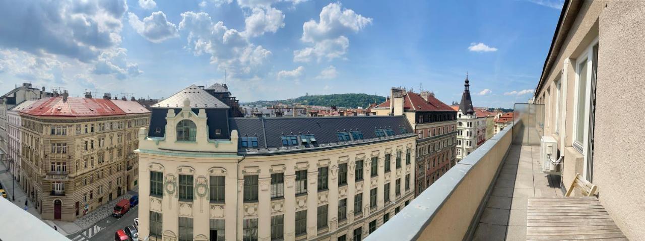 Cool Studio Apartment Prague Exterior photo