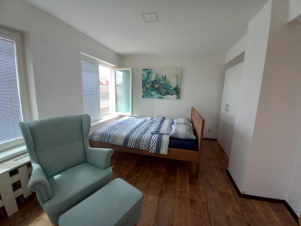 Cool Studio Apartment Prague Exterior photo